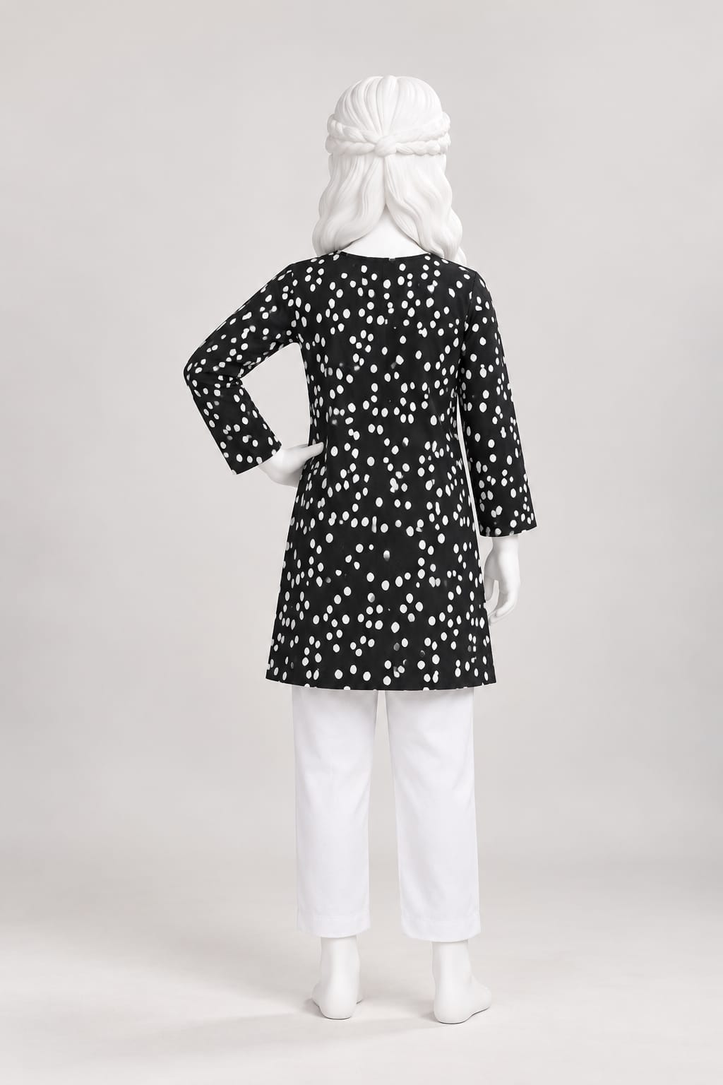 PyariPoshak Girls Exclusive Printed 2 Piece Suit – Modern Classic Look